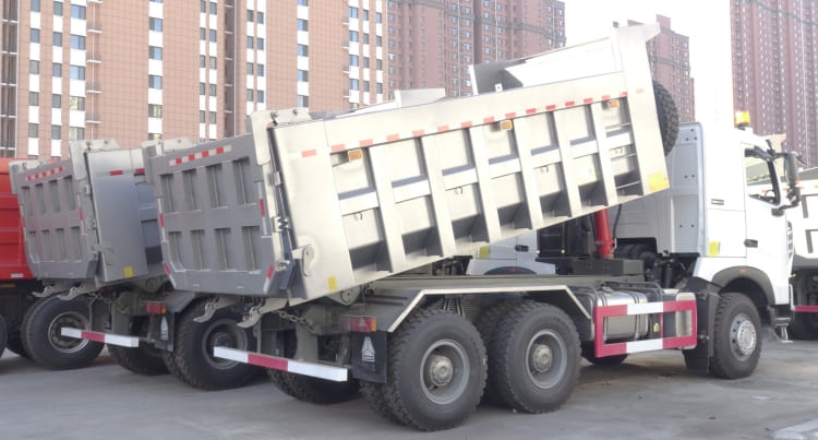 Sinotruk Howo A7 6x4 440hp Dump Truck for Sale in Zimbabwe Harare