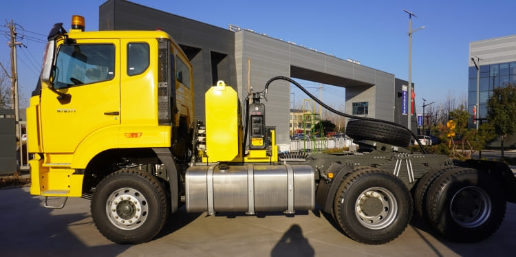 Sinotruk Howo New Model Hohan 6x4 Tractor Head Truck for Sale in Zimbabwe Harare