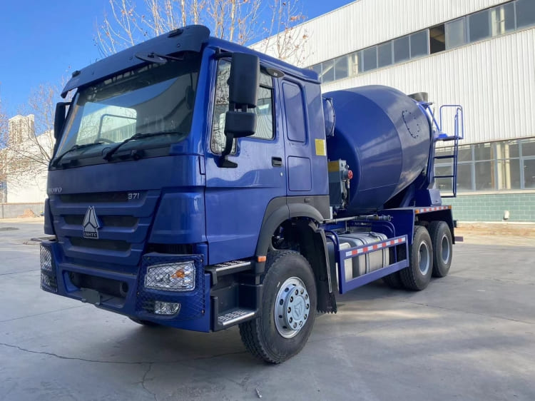 Sinotruk Howo Concrete Mixer Truck for Sale in Zimbabwe
