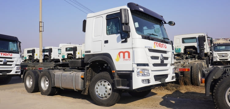 Sinotruk Howo 6x4 Tractor Truck 371 for Sale in Congo