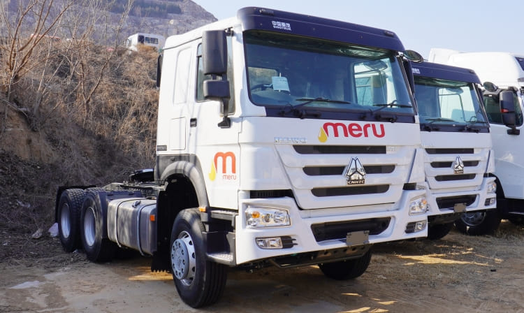 Sinotruk Howo 6x4 Tractor Truck 371 for Sale in Congo