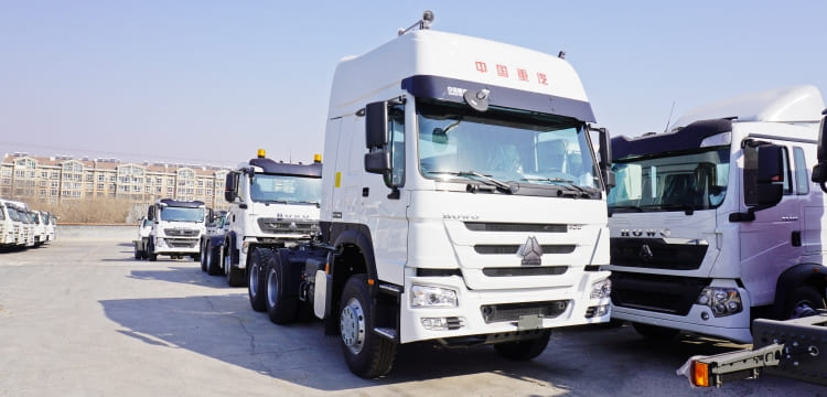 Sinotruk Howo 6x4 Tractor Trucks 400 for Sale Near Me in Congo Kinshasa