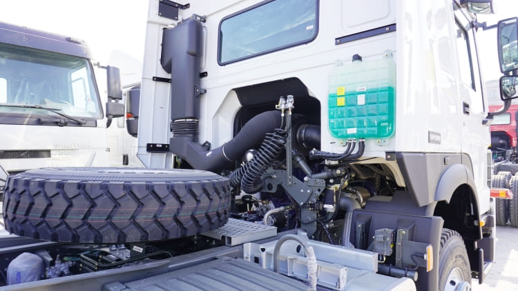 Sinotruk Howo 6x4 Tractor Trucks 400 for Sale Near Me in Congo Kinshasa