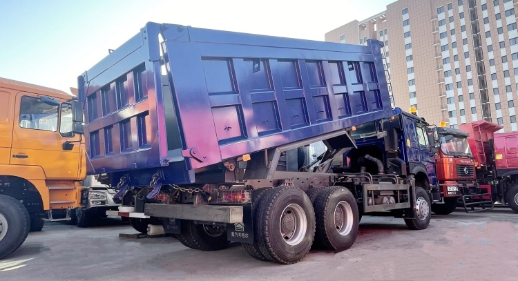 Sinotruk Howo 6x4 Dump Truck 371 for Sale in Congo