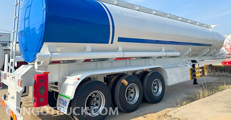 3 Axle Diesel Fuel Tank Trailer for Sale in DRC