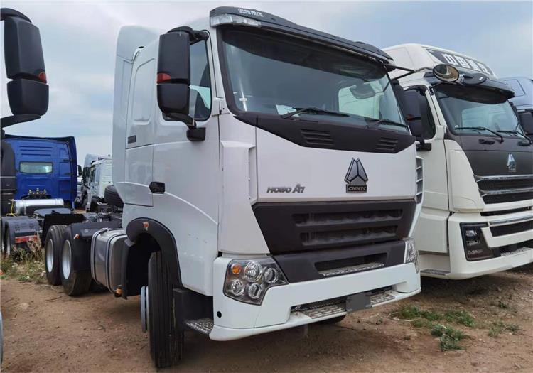 Howo A7 6x4 Tractor Trucks with Cheap Price for Sale in Zimbabwe Harare