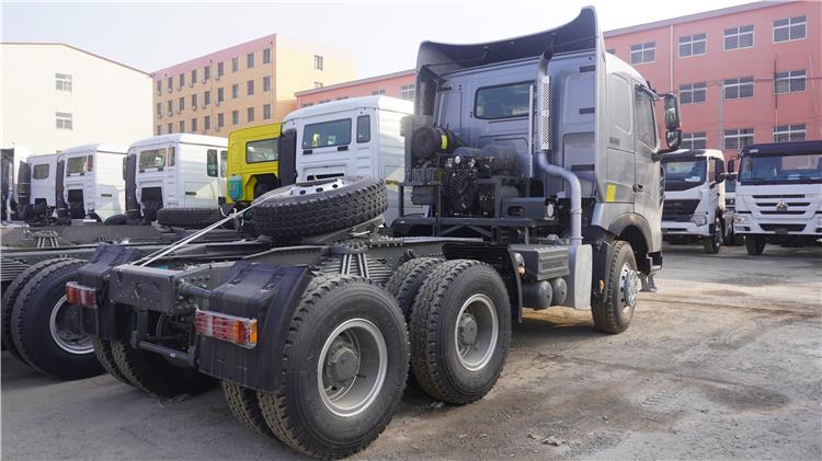 Howo T7H 430 540 Tractor Head Trucks for Sale in Zimbabwe Mutare