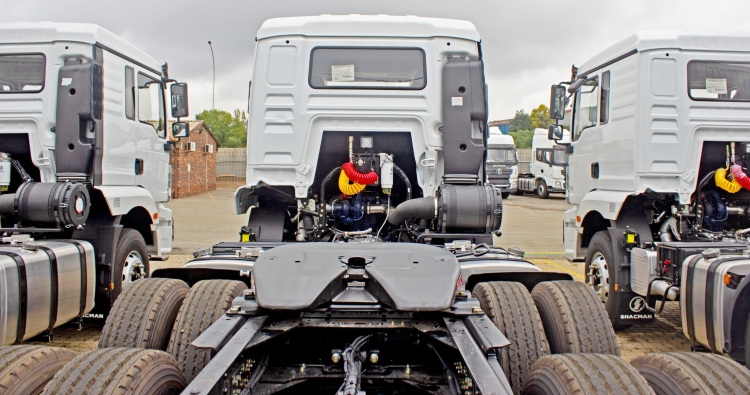 Shacman H3000 Tractor Head in Congo | Shacman Trucks for Sale | Shacman Tractor Head