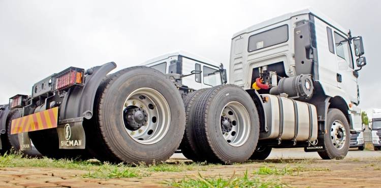 Shacman H3000 Tractor Head in Congo | Shacman Trucks for Sale | Shacman Tractor Head