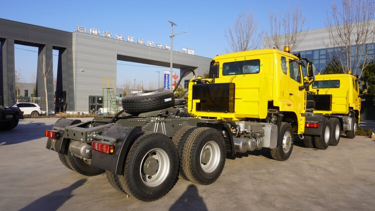 Sinotruk Tractor Head | Howo Truck New Model 6x4 for Sale in Congo