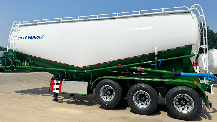 40 cbm 3 Axle Dry Bulk Cement Tanker for Sale in Congo