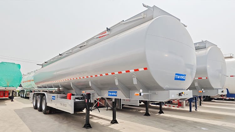 3 Axle 42000 Liter Fuel Tanker Trailer for Sale in Kinshasa Congo