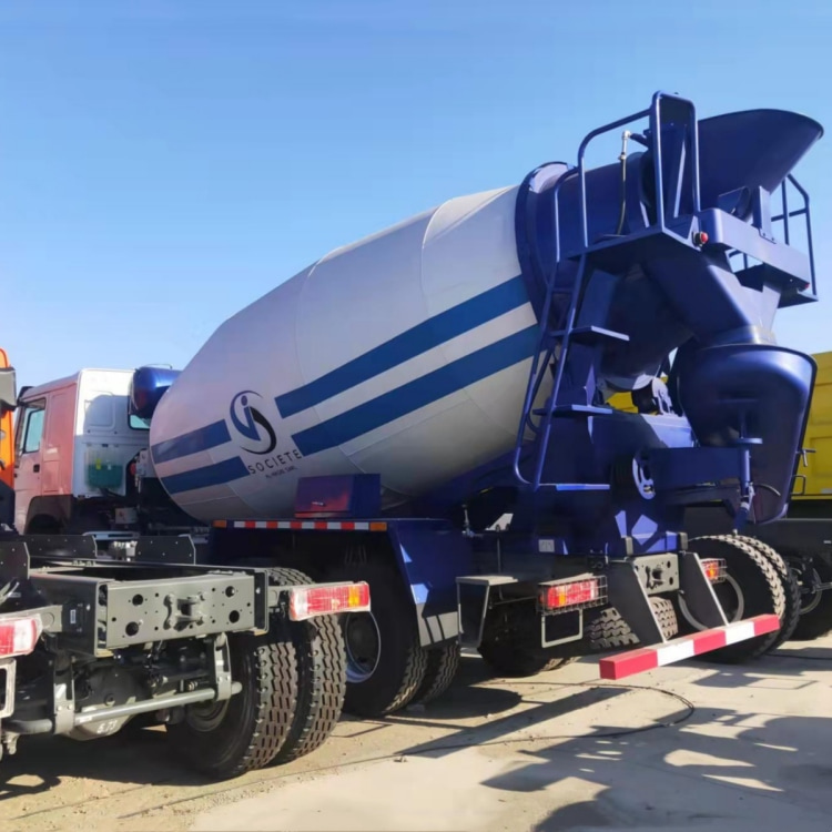 Howo Concrete Mixer Truck for Sale