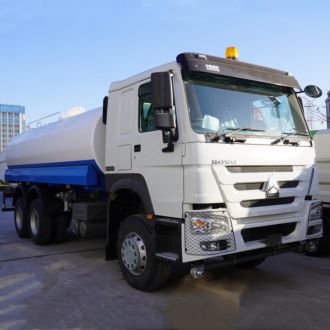 Howo Tractor Water Truck 371