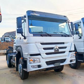 Sinotruk Howo 4x2 Truck Tractor